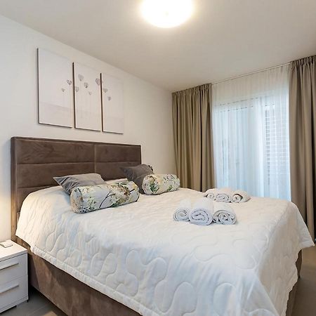 Residence Nar Poreč Kültér fotó