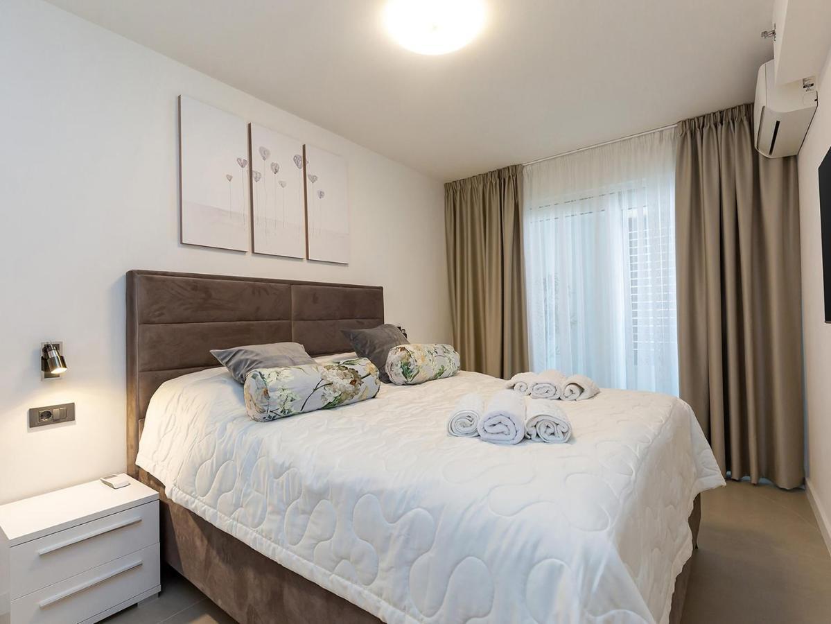 Residence Nar Poreč Kültér fotó