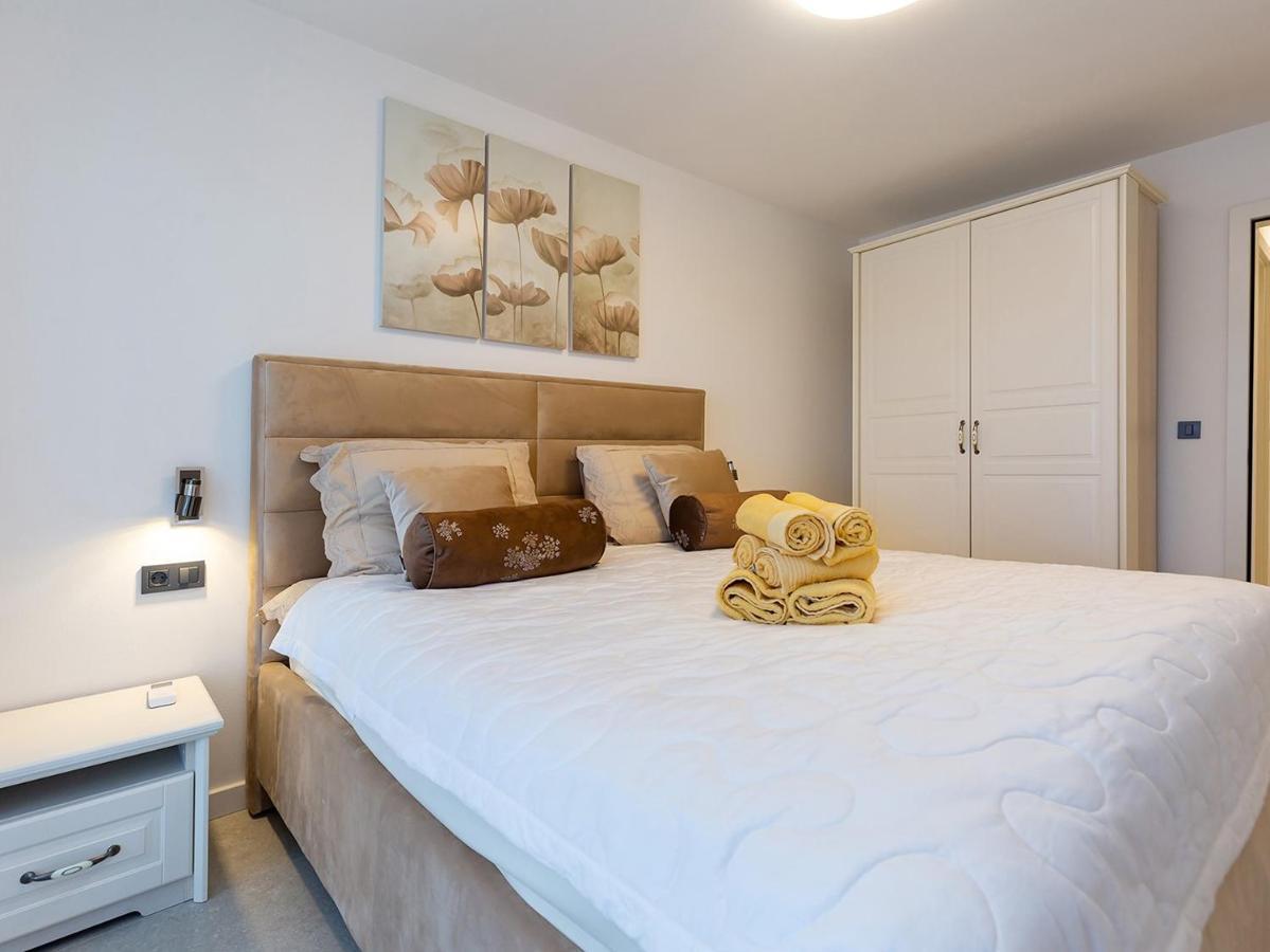 Residence Nar Poreč Kültér fotó
