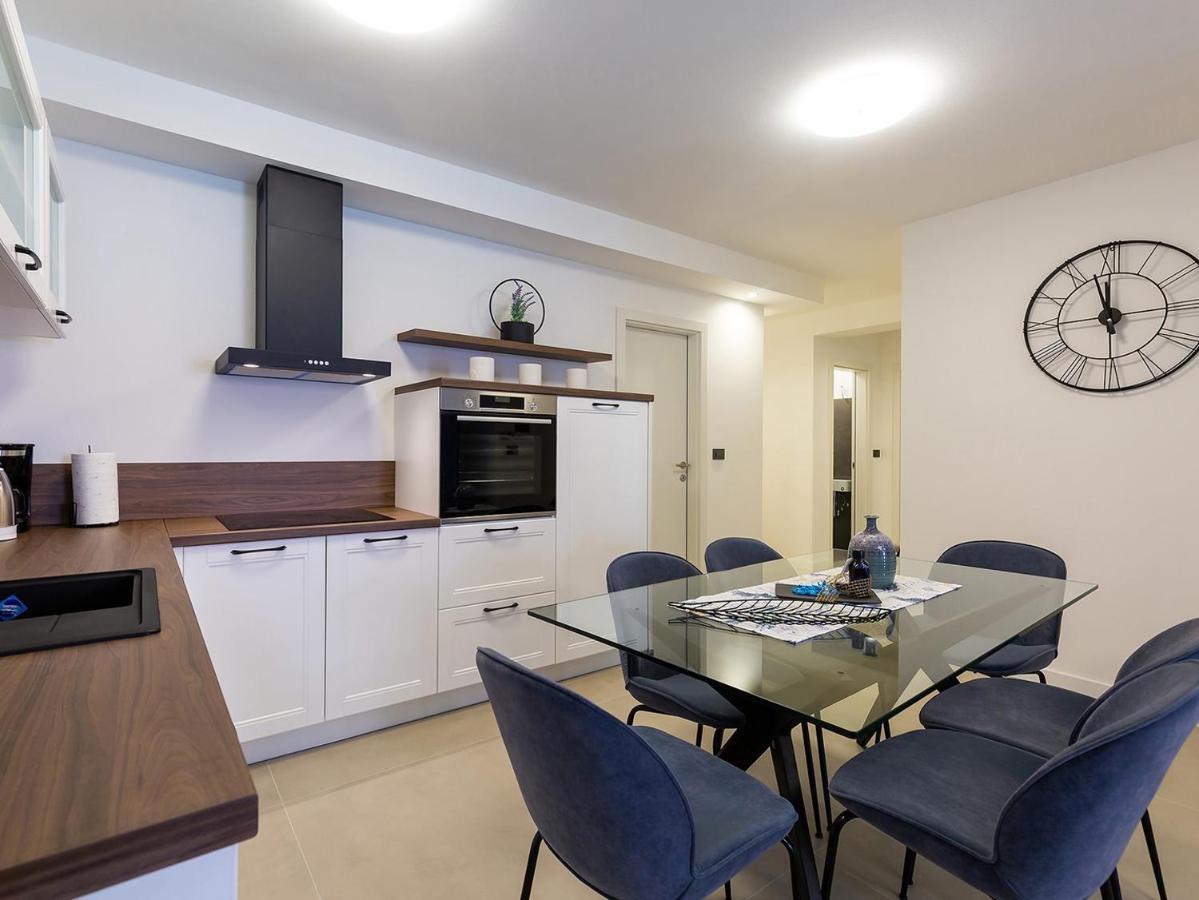 Residence Nar Poreč Kültér fotó